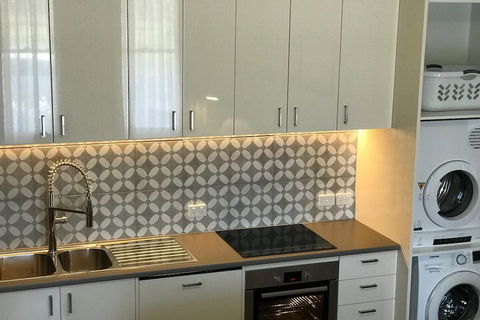 The Botanic Apartments Williamstown - Accommodation Brunswick Heads 4