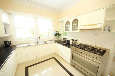 Baulkham Hills Beauty - Accommodation Brunswick Heads 6