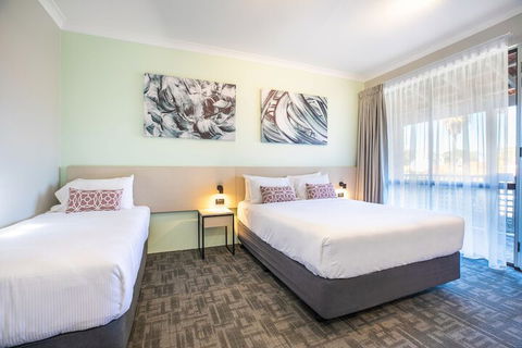 Nightcap At Wanneroo Tavern - Accommodation Brunswick Heads 5