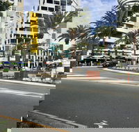 Broadbeach Private Apt with CHA - Accommodation Brunswick Heads