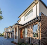 AUJOY 4 Bed Townhouse Burwood 2 - Accommodation Brunswick Heads