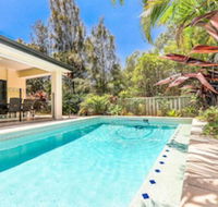 Large House with Pool - Accommodation Brunswick Heads