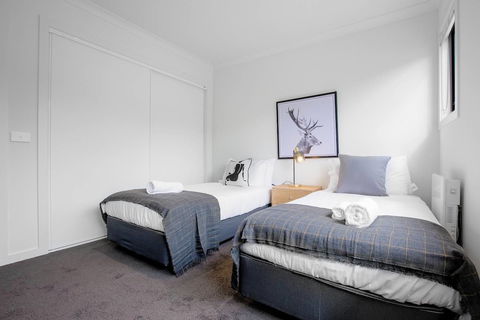 92 Brand New Doncaster Local House - Accommodation Brunswick Heads 4