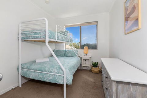BEACH BLISS LUXURIOUS APARTMENT With POOL - Accommodation Brunswick Heads 6