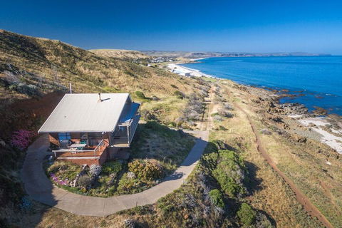Cliffs End Beach Shack 105 Gold Coast Drive Carrickalinga - Accommodation Brunswick Heads 3