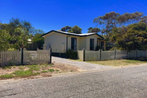 Pets Galore 13 Horizon Parade - Accommodation Brunswick Heads 0