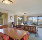 2 Water Crescent Retro Haven - Accommodation Brunswick Heads