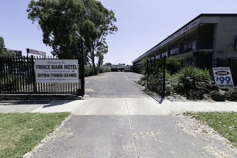 The Prince Mark Motor Inn - Accommodation Brunswick Heads 2