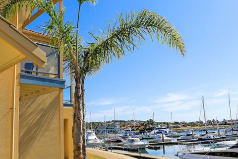 The Marina Hotel - Accommodation Brunswick Heads 2