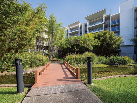 Oaks Brisbane Mews Suites - Accommodation Brunswick Heads 0