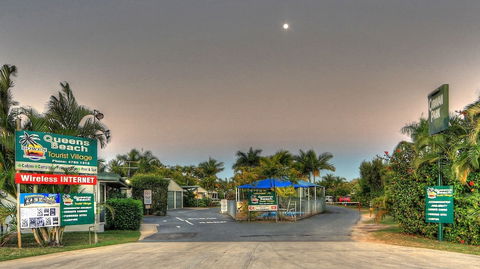 Queens Beach Tourist Village - Accommodation Brunswick Heads 1
