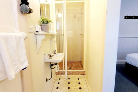 Point Lonsdale Guest House - Accommodation Brunswick Heads 6