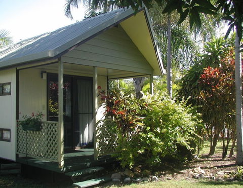 Palm View Holiday Apartments - Accommodation Brunswick Heads 0