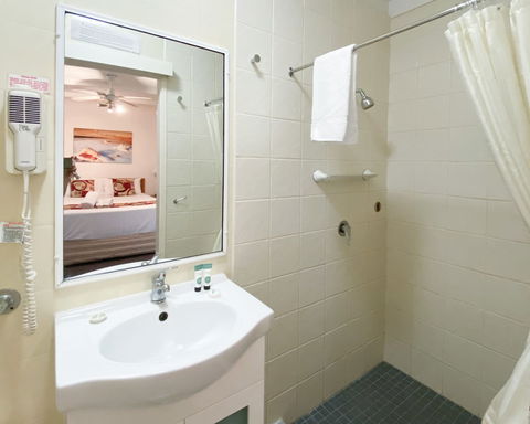 Palm View Holiday Apartments - Accommodation Brunswick Heads 6