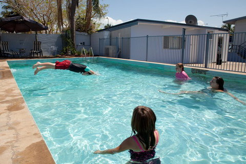 Strand Motel - Accommodation Brunswick Heads 1