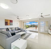Redcliffe Peninsula Penthouse - Accommodation Brunswick Heads