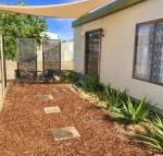Cute Private Studio Flat with AIRCON - Accommodation Brunswick Heads