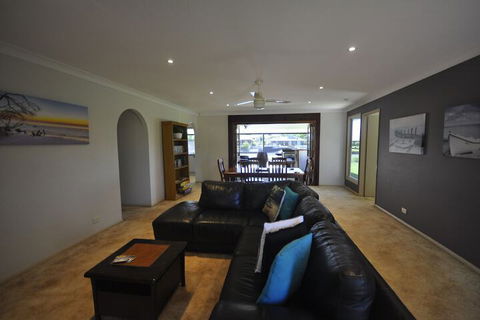 Bribie Island Canal Holiday Destination - Accommodation Brunswick Heads 7