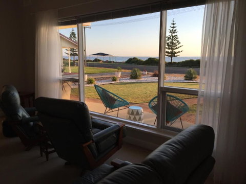 Jewel Of The South Beachfront Holiday Rental - Accommodation Brunswick Heads 5