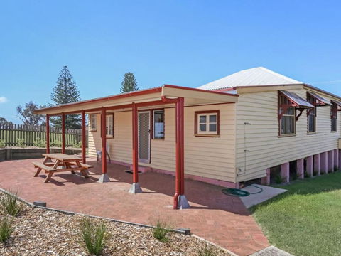 Yamba Pilot Cottage 1 Pets Welcome Close To Beach - Accommodation Brunswick Heads 4