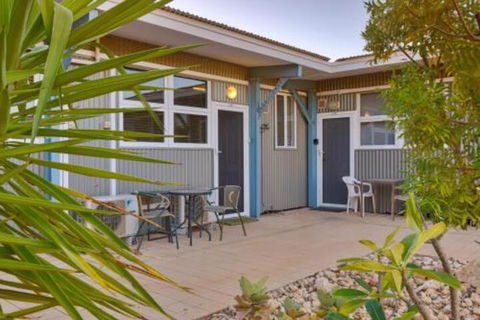 Getaway Villas Unit 38 5 1 Bedroom Self Contained Accommodation - Accommodation Brunswick Heads 0