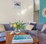 Between 2 Beaches comfortable private sanctuary