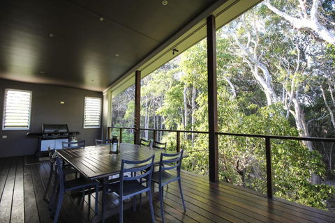 17 Naiad Court Modern Open Plan Family Home With Covered Outdoor Area & Double Lock Up Garage - Accommodation Brunswick Heads 6