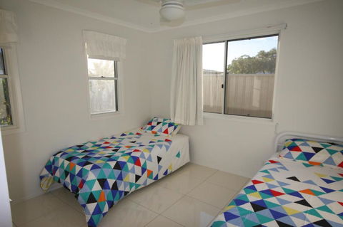 62 Tingira Close Modern Lowset Home With Swimming Pool Outdoor Area Ample Parking. Pet Friendly - Accommodation Brunswick Heads 6