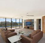 Seascape Apartments Unit 1201A Luxury apartment with views of the Gold Coast  Hinterland - Accommodation Brunswick Heads