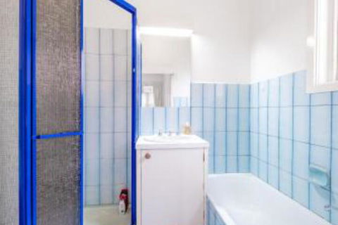 Camberwell Bright Â· Camberwell 5Bedder 2Bath Huge Classy Family Home - Accommodation Brunswick Heads 2