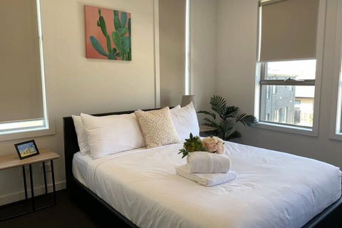 Delicate Bundoora Townhouse 10 - Accommodation Brunswick Heads 2