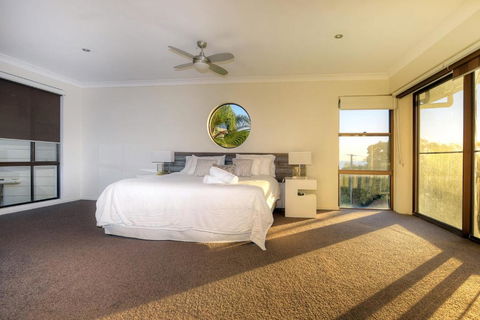 BEACHSIDE MANOR Walk To The Beach - Accommodation Brunswick Heads 6