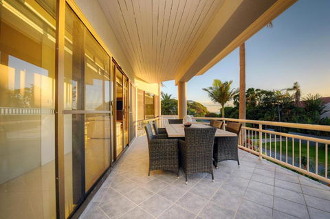BEACHSIDE MANOR Walk To The Beach - Accommodation Brunswick Heads 2