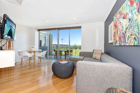 Corporate Boardies At Bells Boulevard - Accommodation Brunswick Heads 3