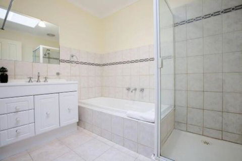 98tullamarine6mins Airportholiday House - Accommodation Brunswick Heads 3