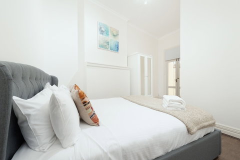 Stunning Sydney Home 1 - Accommodation Brunswick Heads 3