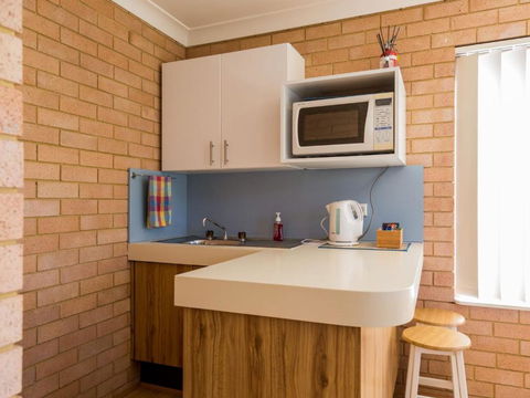 NARRAWALLEE RETREAT - Accommodation Brunswick Heads 4