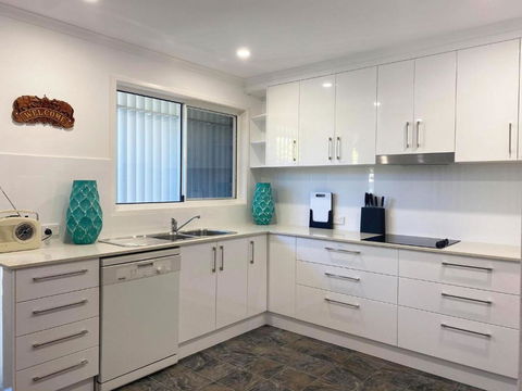 Woorim Secluded Palms Cottage - Accommodation Brunswick Heads 2