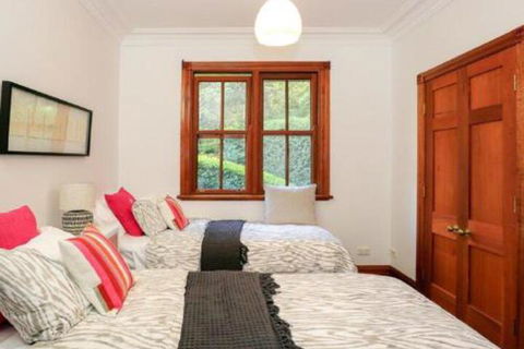 Treetops Elegant Inviting Designer Cedar Home - Accommodation Brunswick Heads 3