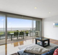 LOUTTIT BAY APARTMENT 1 Free wifi ocean views  the ultimate location - Accommodation Brunswick Heads