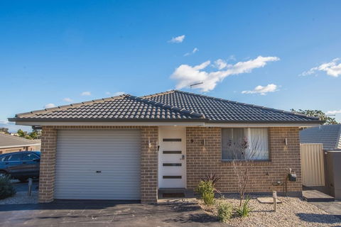 Peaceful 2kingbed Rootyhill Townhouse Near Station - Accommodation Brunswick Heads 0