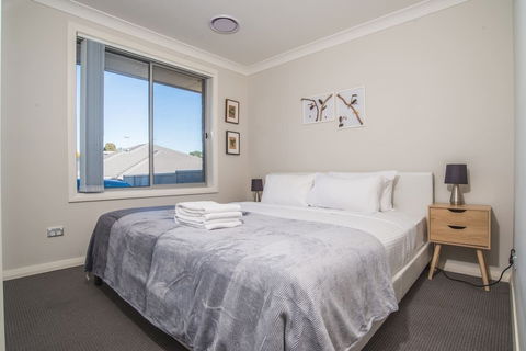 Peaceful 2kingbed Rootyhill Townhouse Near Station - Accommodation Brunswick Heads 3