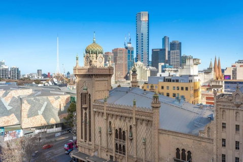 Oliver Stylish City Views Near Graffiti Laneways - Accommodation Brunswick Heads 3