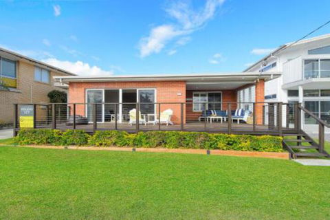 Casa Sorella Beachfront Family Home With Pool - Accommodation Brunswick Heads 3