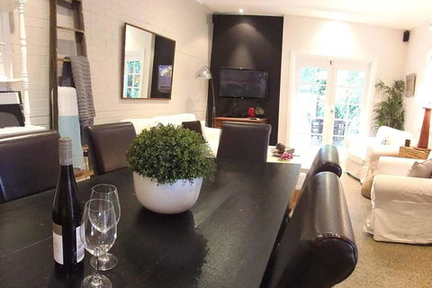 YSG The Edward Townhouses 155 & 157 Steps To Town - Accommodation Brunswick Heads 2