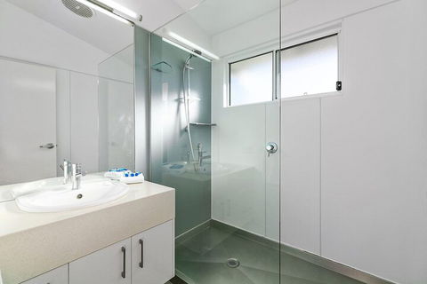 Stunning River House 51 Hilton Esplanade - Accommodation Brunswick Heads 7