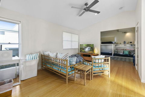 Stunning River House 51 Hilton Esplanade - Accommodation Brunswick Heads 4