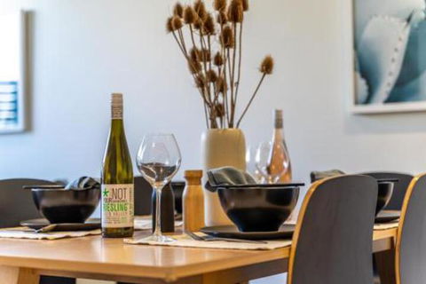 Floral On Frew Heart Of The CBD Wifi Netflix - Accommodation Brunswick Heads 6