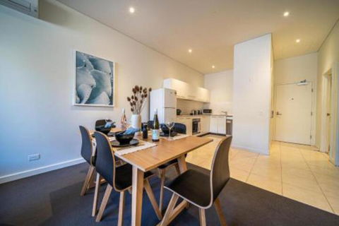 Floral On Frew Heart Of The CBD Wifi Netflix - Accommodation Brunswick Heads 5