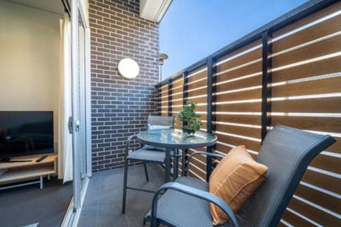 Floral On Frew Heart Of The CBD Wifi Netflix - Accommodation Brunswick Heads 3